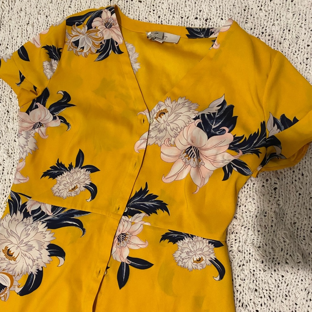 Mustard midi button from dress